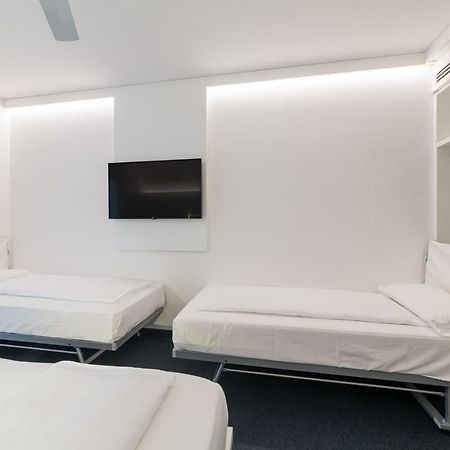 Hotel Santoni Freelosophy *** Torbole Sul Garda Esterno foto