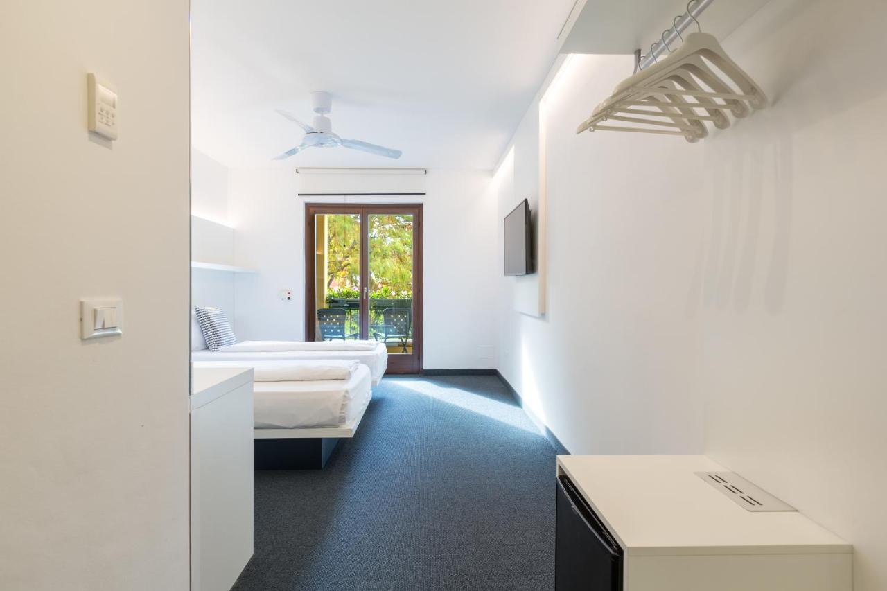 Hotel Santoni Freelosophy *** Torbole Sul Garda Esterno foto