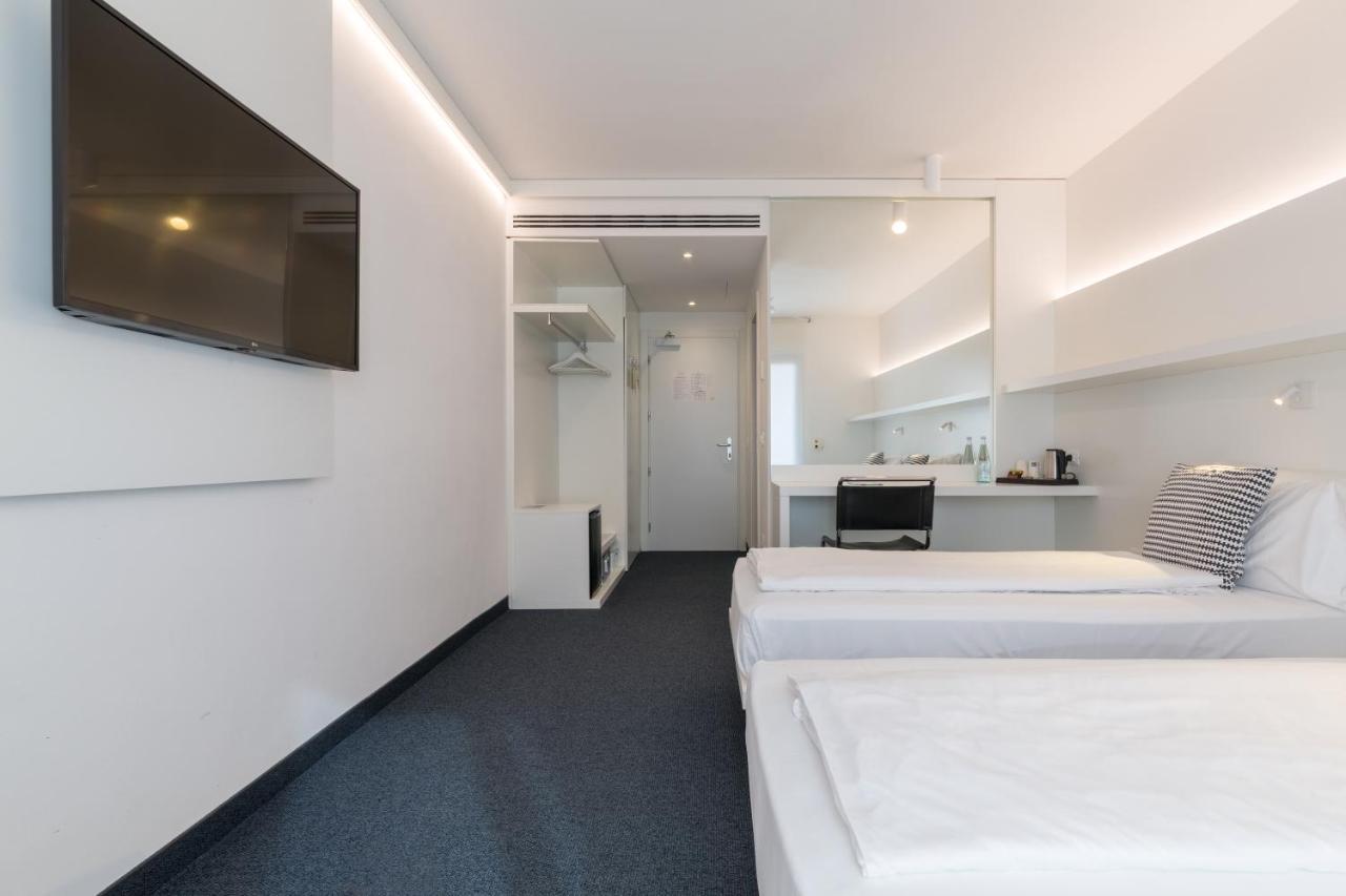 Hotel Santoni Freelosophy *** Torbole Sul Garda Esterno foto