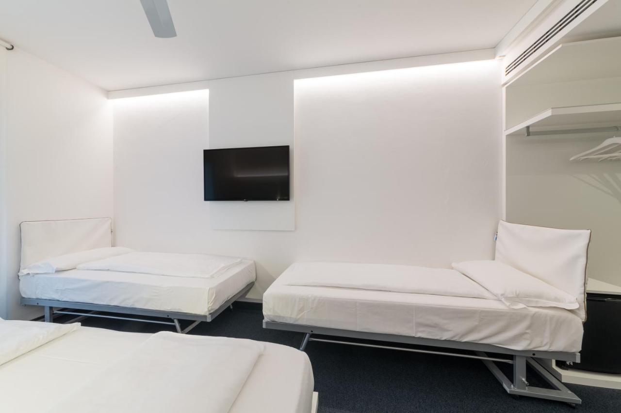 Hotel Santoni Freelosophy *** Torbole Sul Garda Esterno foto